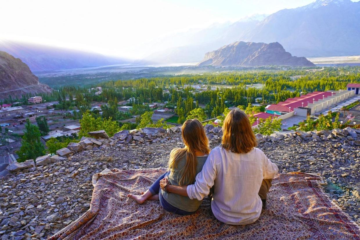 Hotel Mountain Lodge Skardu Luaran gambar