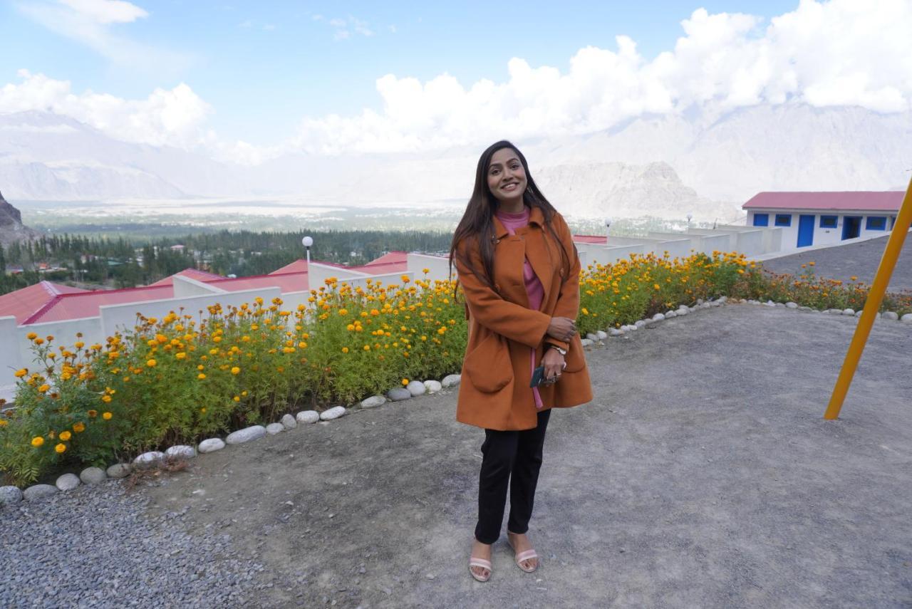 Hotel Mountain Lodge Skardu Luaran gambar