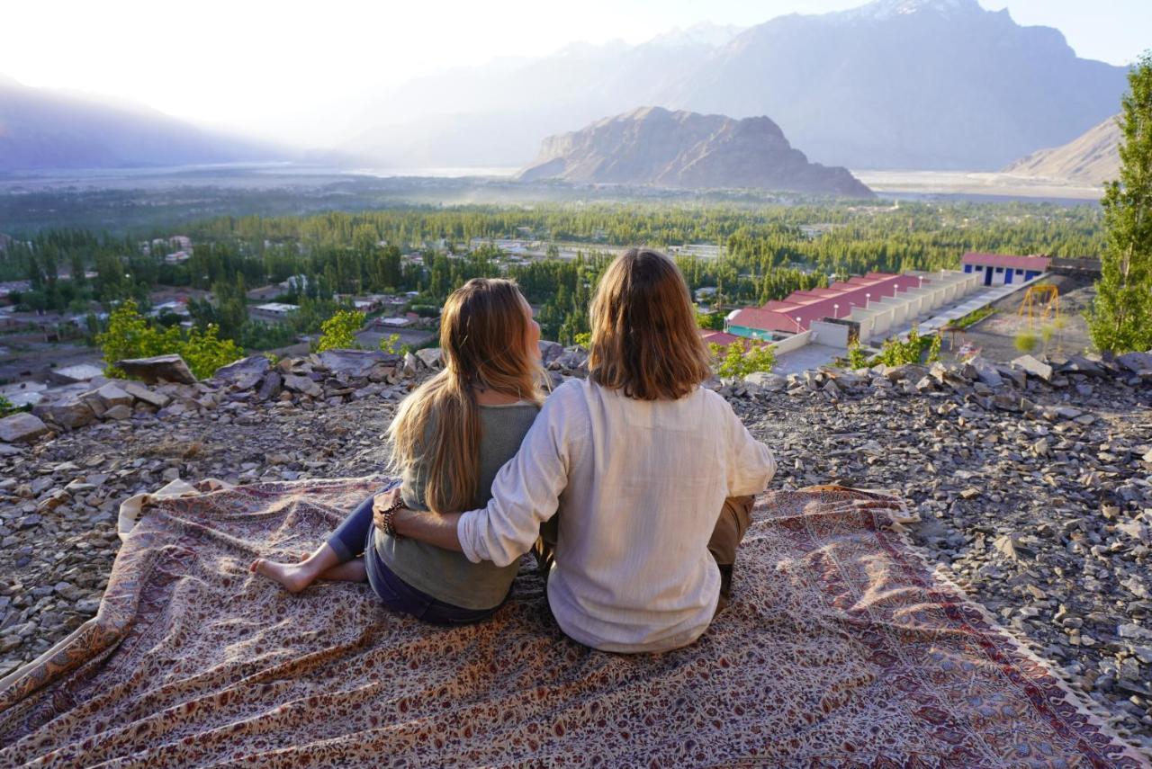 Hotel Mountain Lodge Skardu Luaran gambar