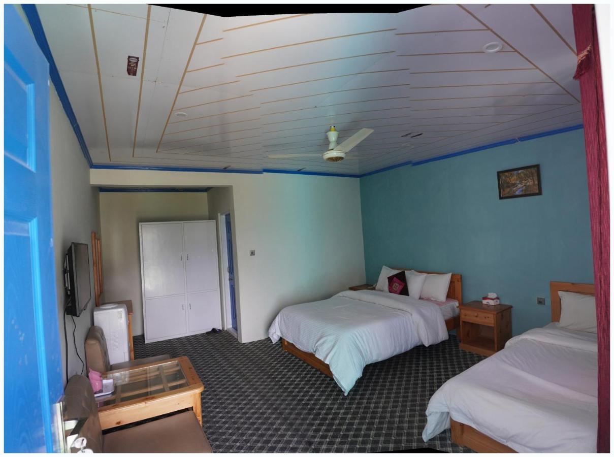 Hotel Mountain Lodge Skardu Luaran gambar
