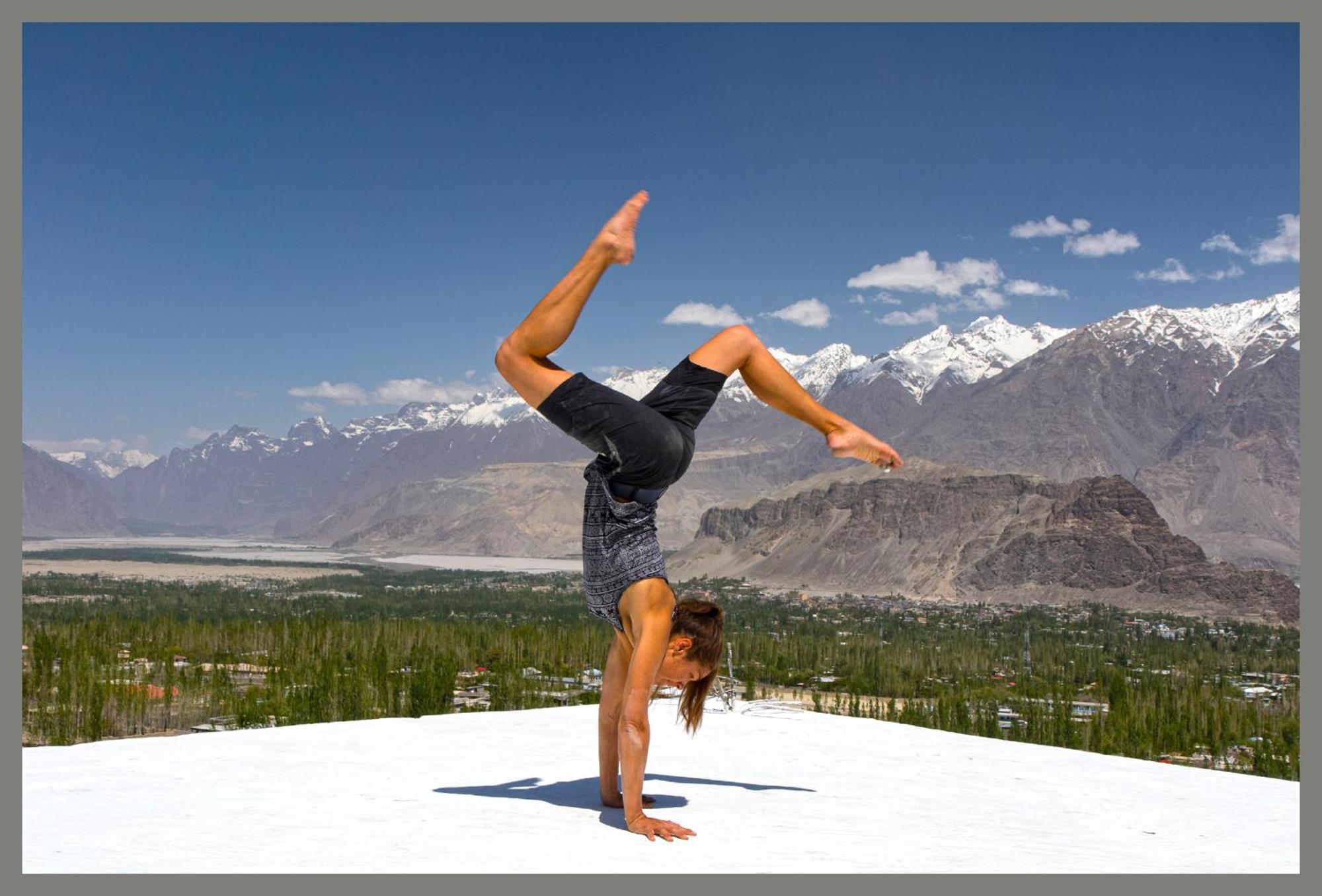 Hotel Mountain Lodge Skardu Luaran gambar