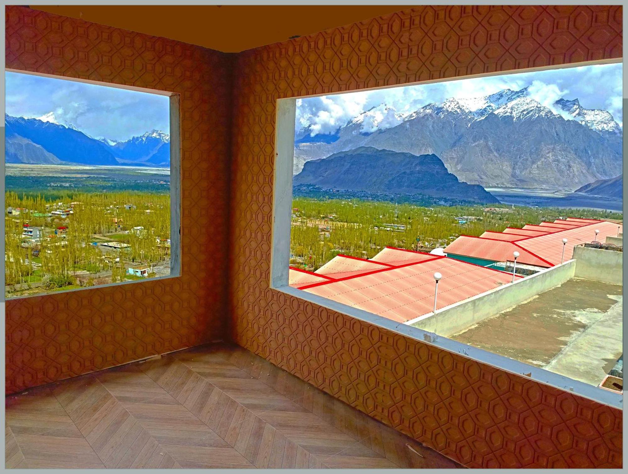 Hotel Mountain Lodge Skardu Luaran gambar