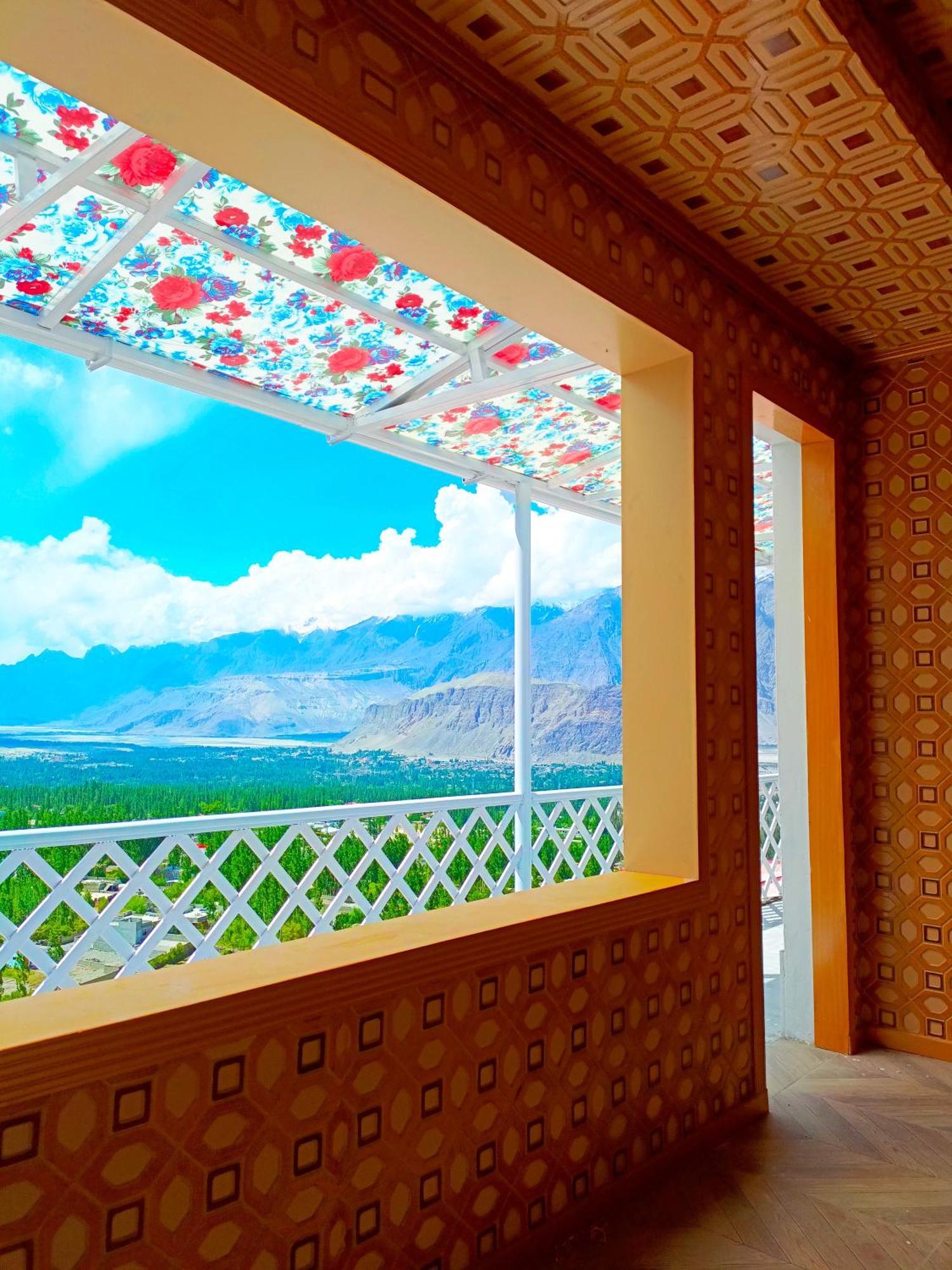 Hotel Mountain Lodge Skardu Luaran gambar