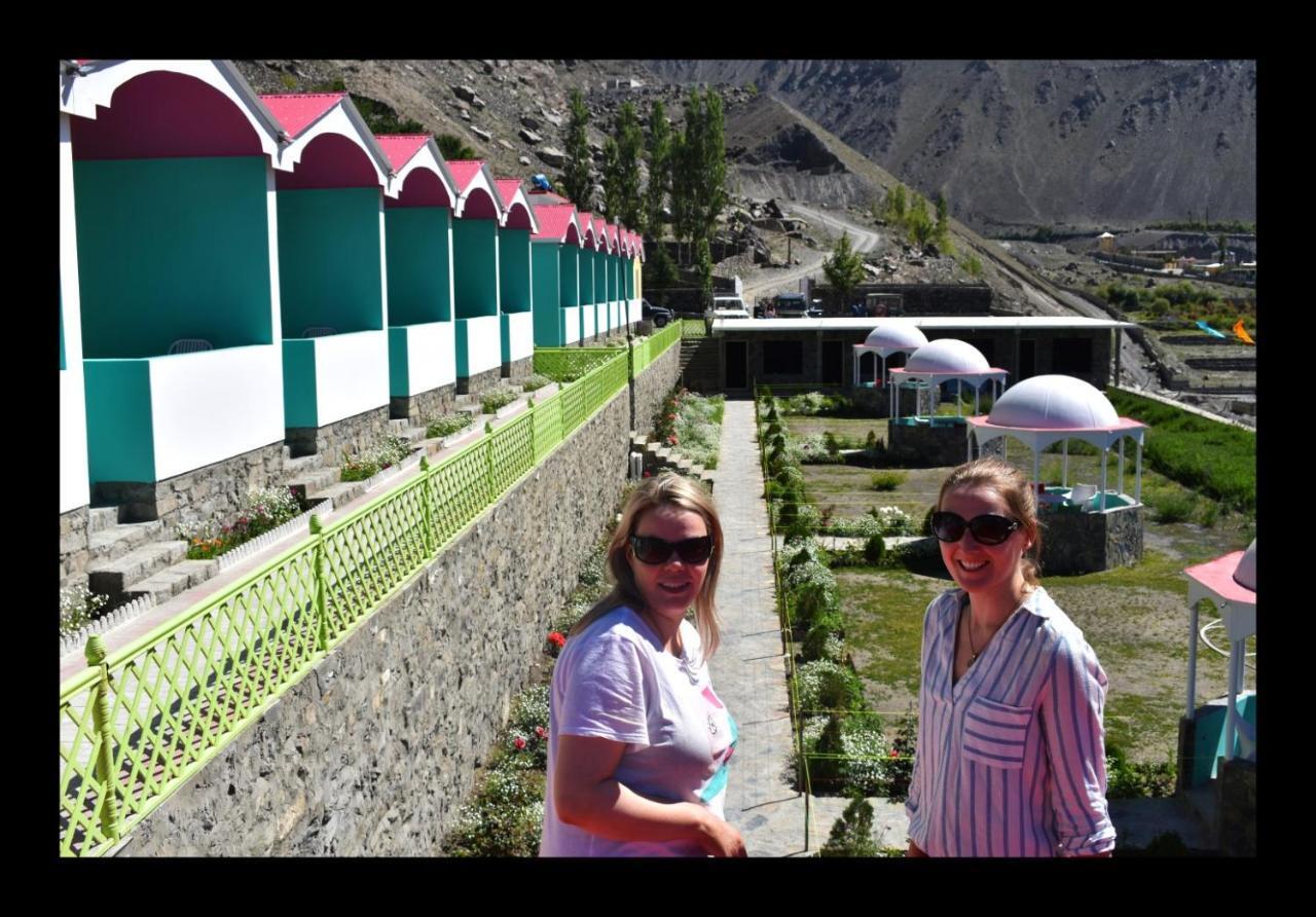 Hotel Mountain Lodge Skardu Luaran gambar